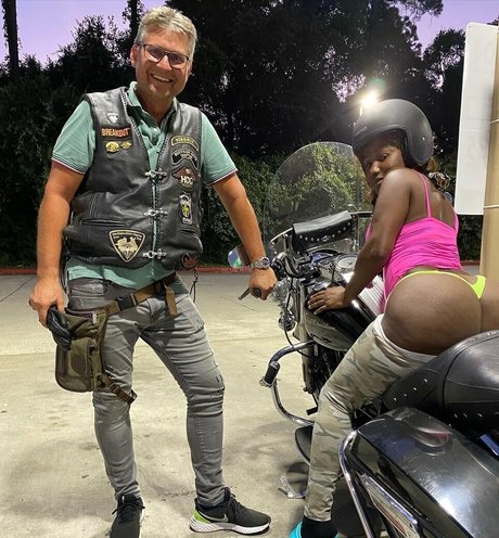 wedgie onlyfans beautiful xxx img