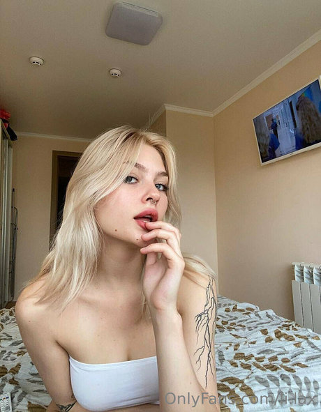 lilaxshy star art picture