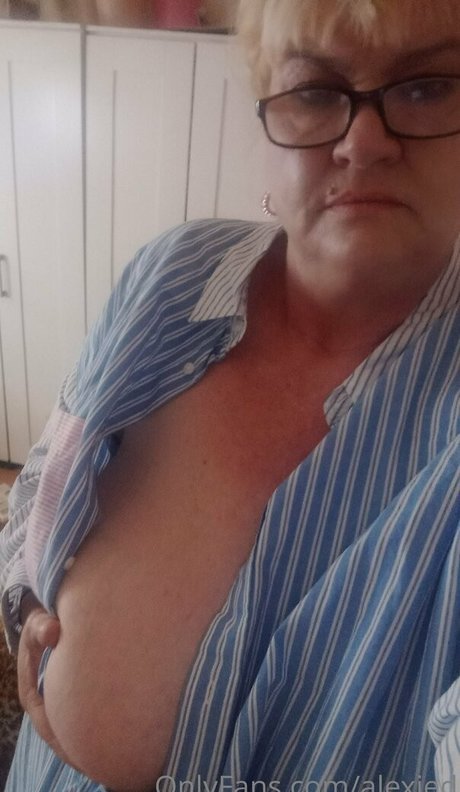 pinkywinky22 perfect actress gallery