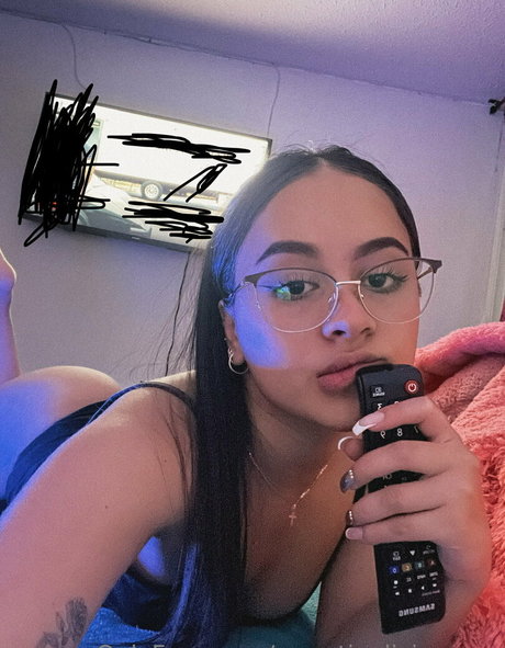 sweetiealiciaperez art model images