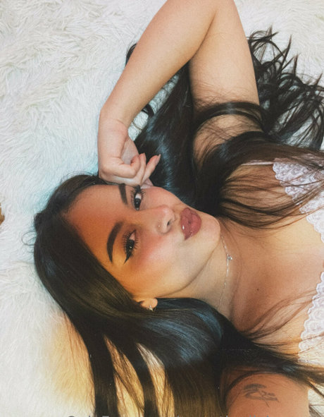 sweetiealiciaperez beautiful star picture