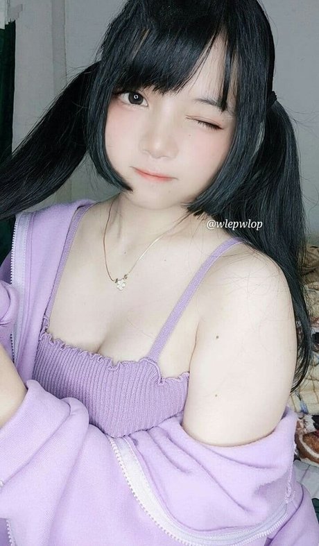 asian brunette onlyfans pretty pic