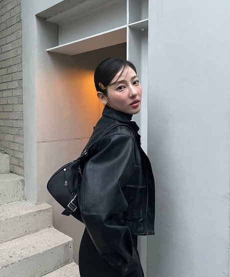 Jeon Jisu hd actress photos