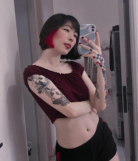 Julia Cristina exclusive actress photos