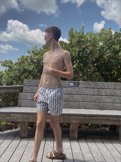 Lil boi free pornstar photo