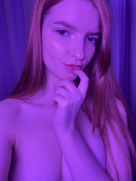 Lena Fox erotic actress picture