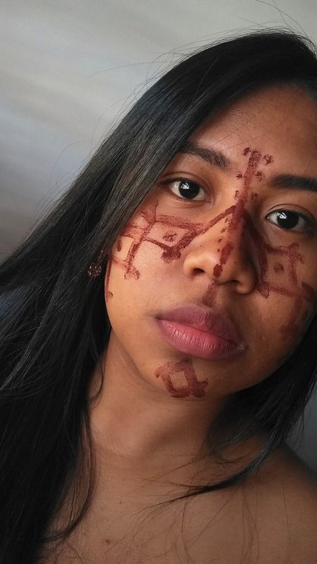 Yolvana Romero model perfect photo