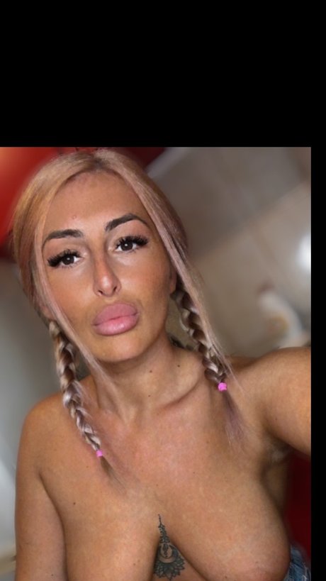 Lavi Lally VIP pornstar nice photo