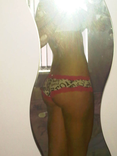 Lauren Olivia model art pics