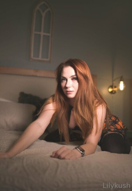 Lilykushfree naked actress photos