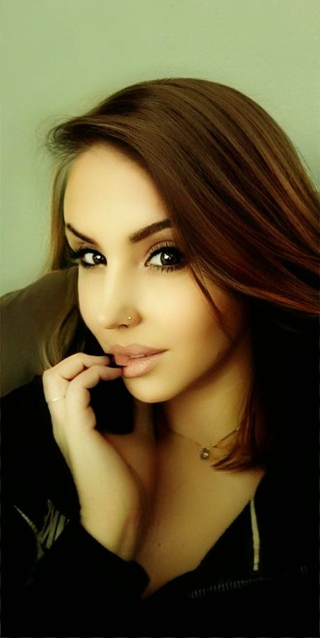 Likkygirl model adult galleries