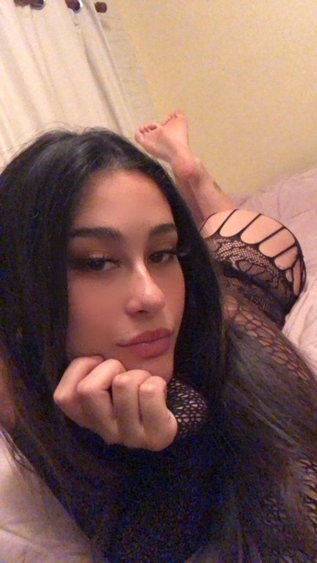 nia pornstar top picture