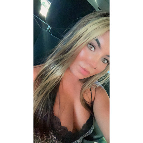 Madam Clover pornstar art pictures