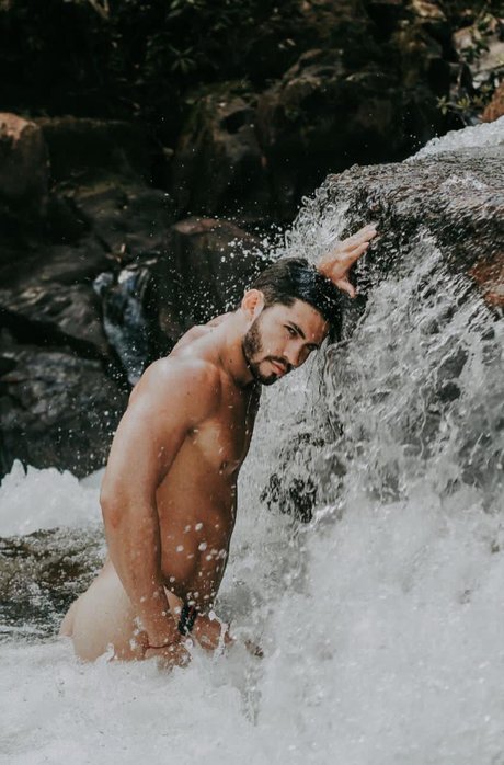 Leonardo Trindade star perfect picture