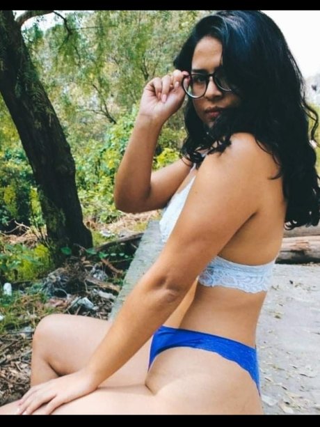 Naked Nature perfect model pictures