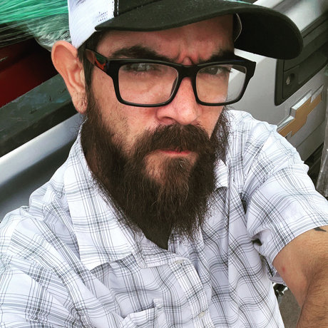 Bearded amp ampMajestic model hot pic