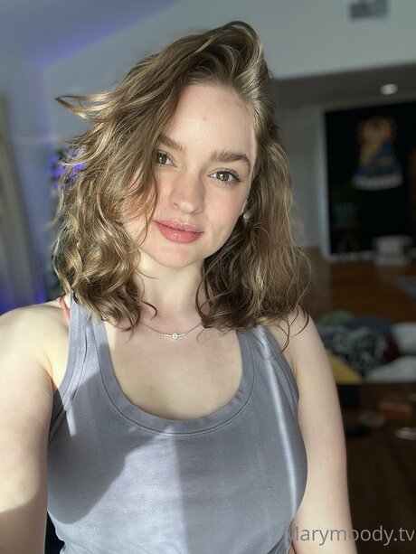 _Mary Moody_ Profile Pic