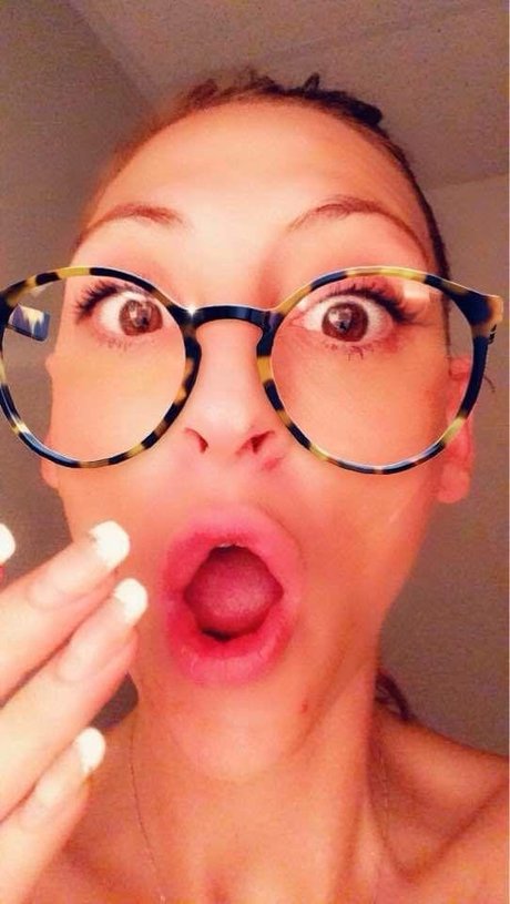 M L R_ beautiful model pics