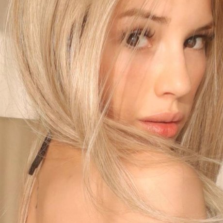 Molly Love nude star photos