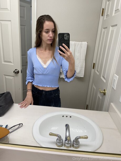 Nadia Noja model perfect gallery