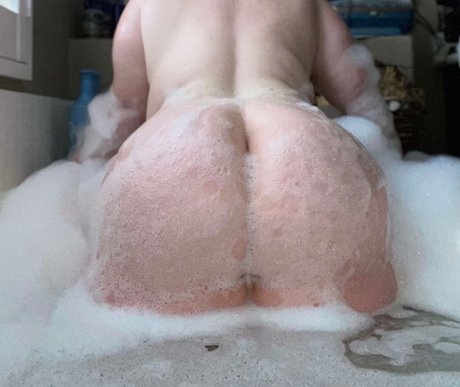 MsLovely Free naked model img