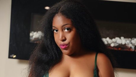 Miss Canada pornstar nudes pic