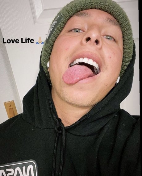 69Lover naked star pics