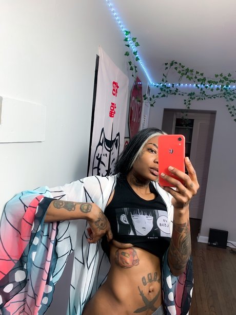 N K_ adult actress pics