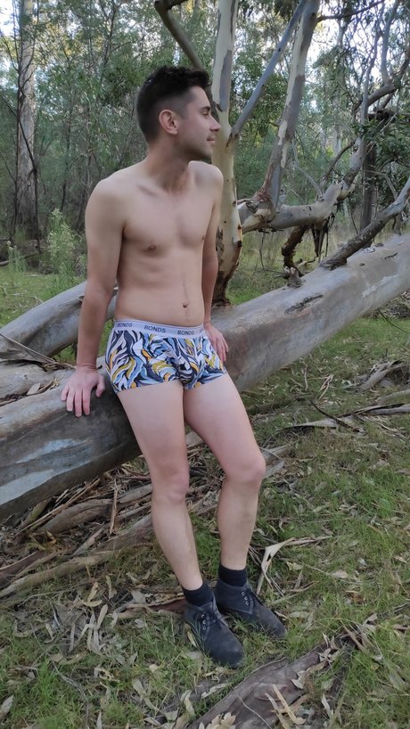 Naughty Rudd model nude photo