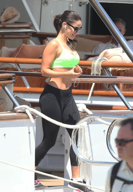 Jessica Lowndes nice pornstar image