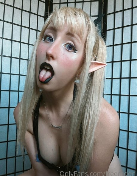 freemoon model hd pic