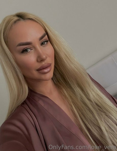 love vera model sexy picture