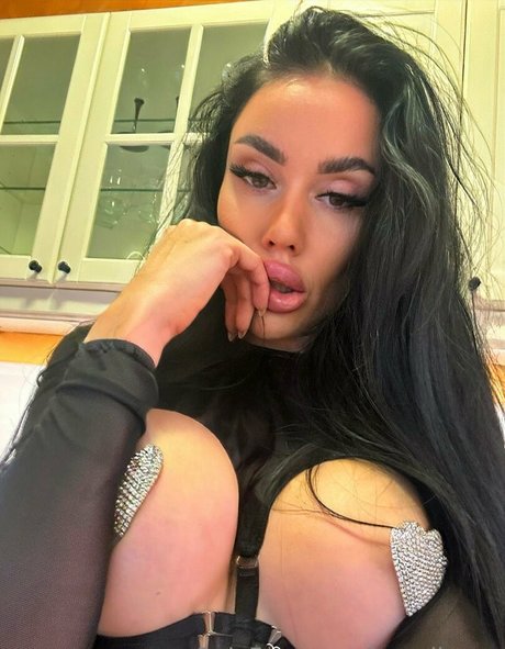 alinaboobs pornstar erotic pics