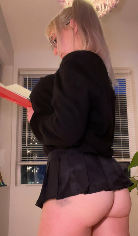 princelygel nice actress image