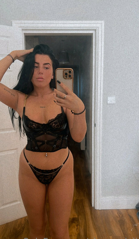 latina blowjob onlyfans hd image