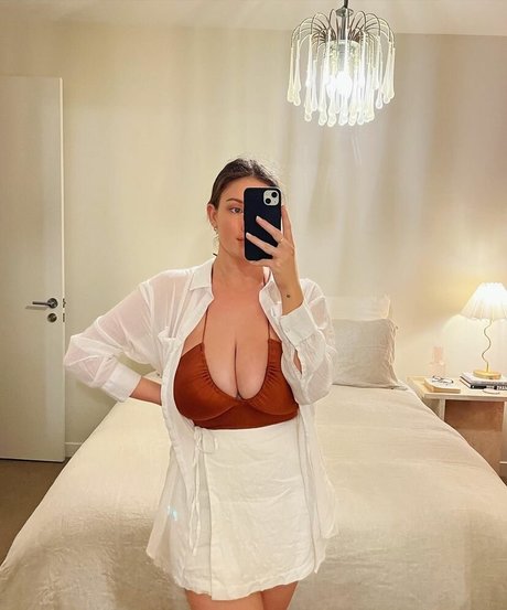 Josie L sex model gallery