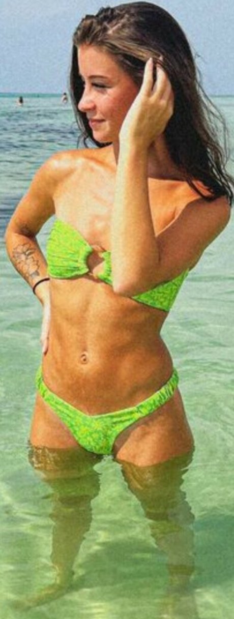 20 years old onlyfans sexy nudes galleries