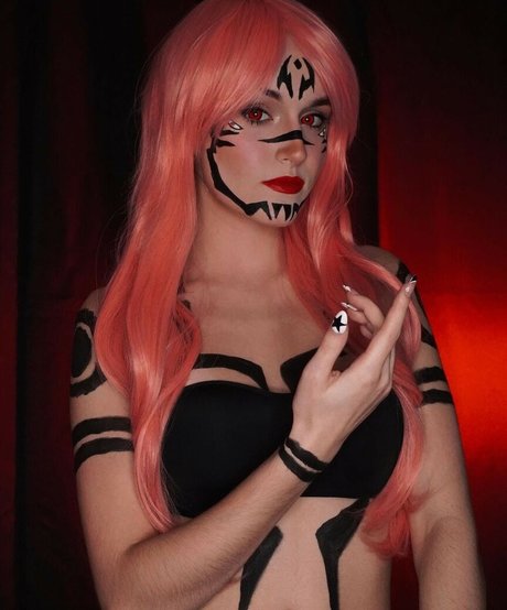 eating onlyfans pornos images