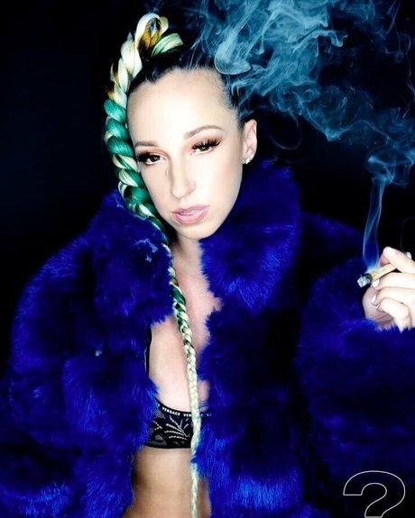 jadastevensfree nude model photo