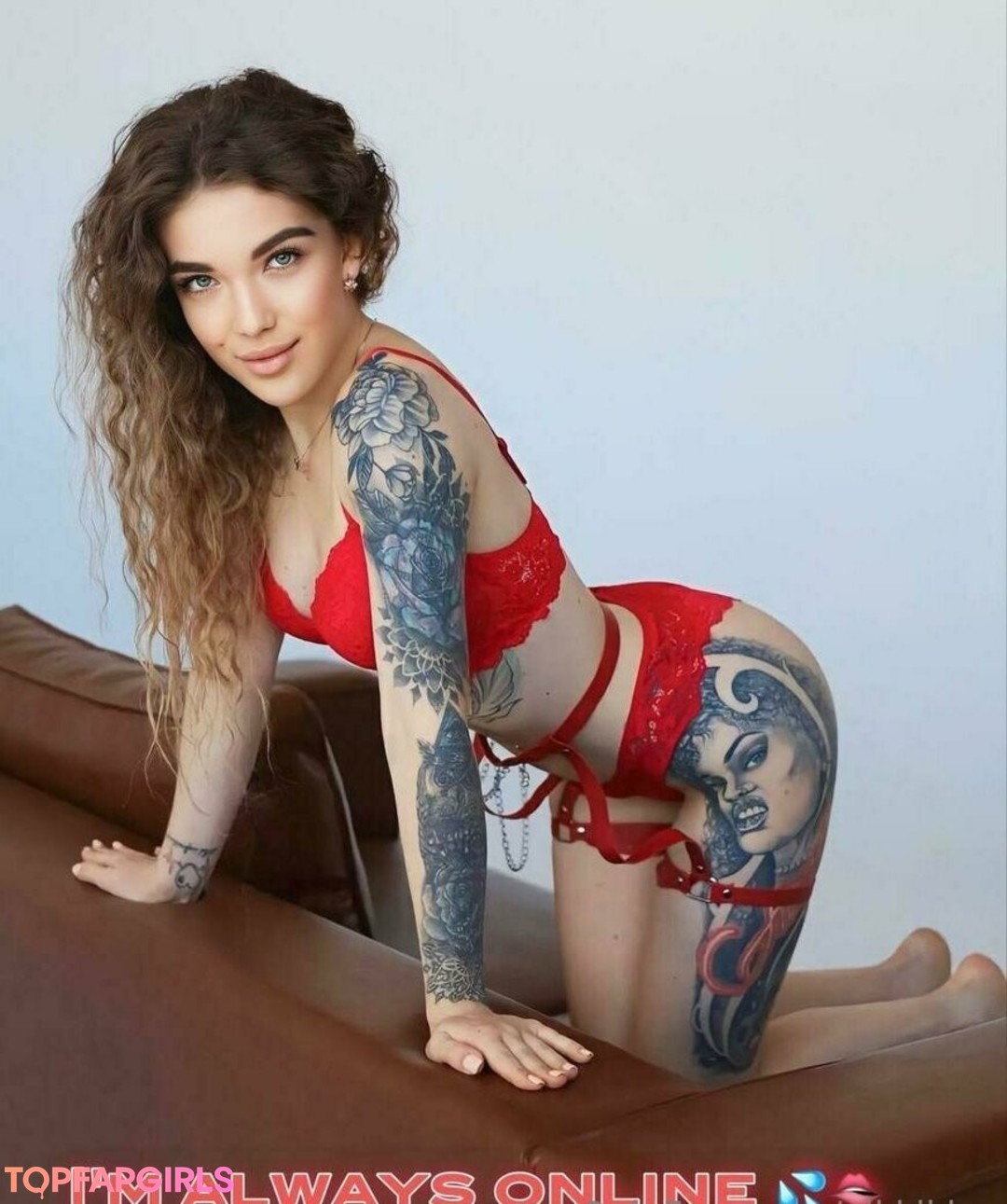 vikkikiss naked star gallery