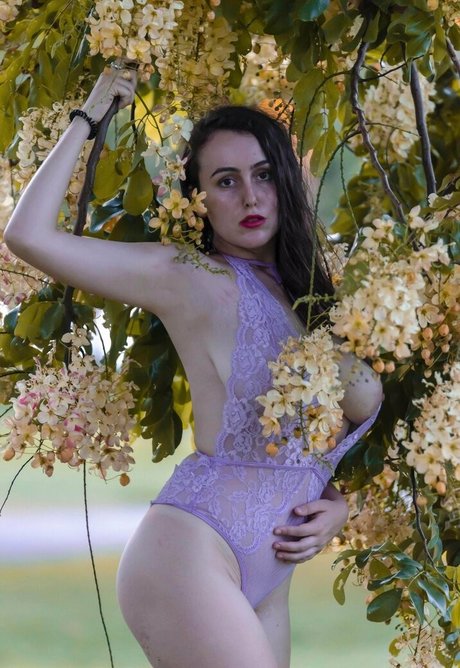 marissaoahu exclusive star photo