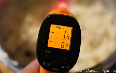 gutfuzz hot actress galleries