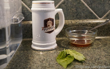 gutfuzz pornstar xxx picture