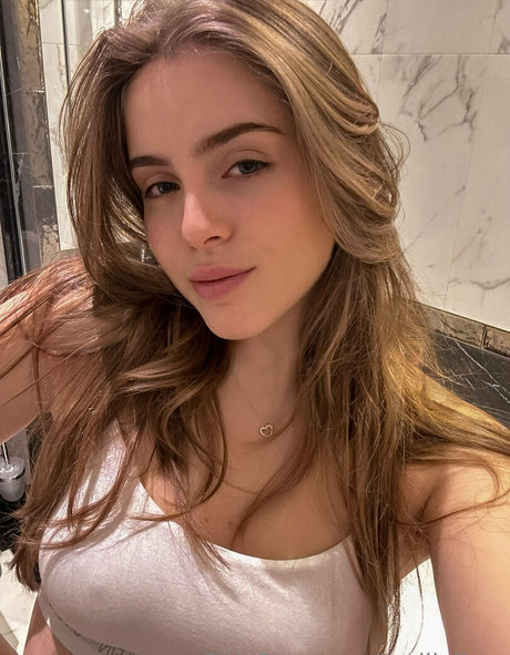 amateur latina onlyfans nude photo