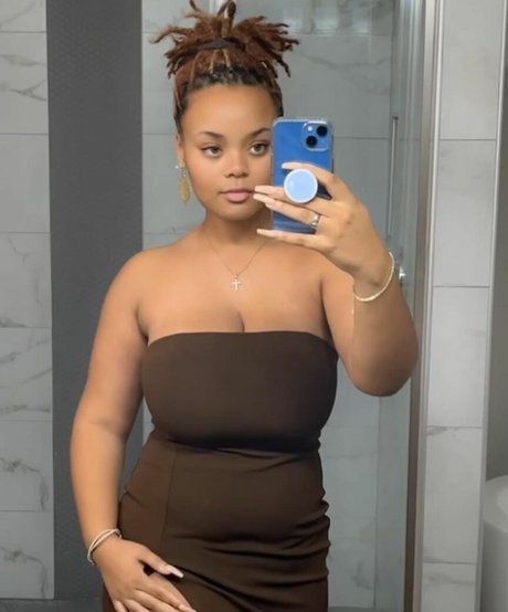 centerfold onlyfans beautiful naked image