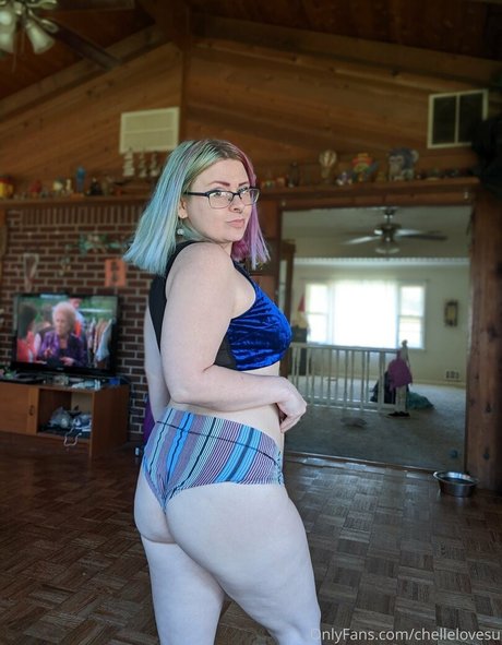 chellelovesu model perfect galleries