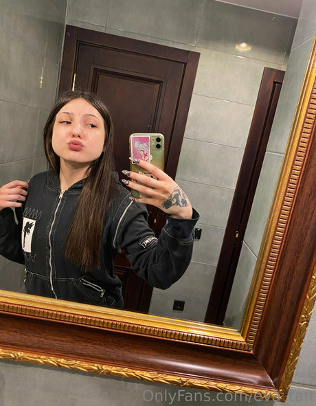 pregnant milf onlyfans art nude gallery