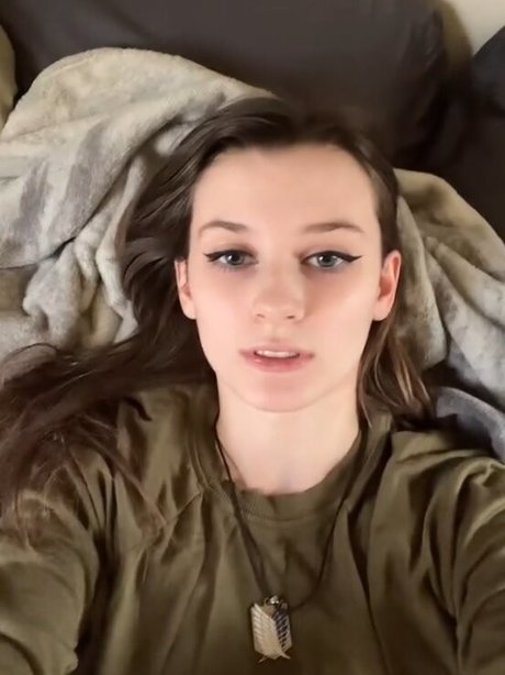 pink hair onlyfans hd picture