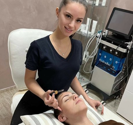 Mass Massage nude actress galleries