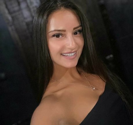 g cup tits onlyfans hot naked photos